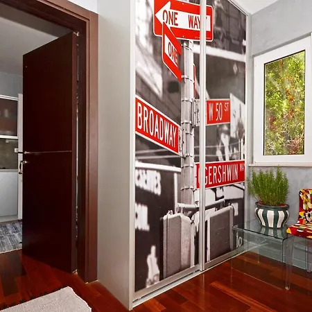 Apartment With A Parking Space - 21455 Split